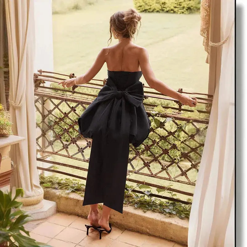 Elegant Strapless Backless Bow Dress for Evening Party