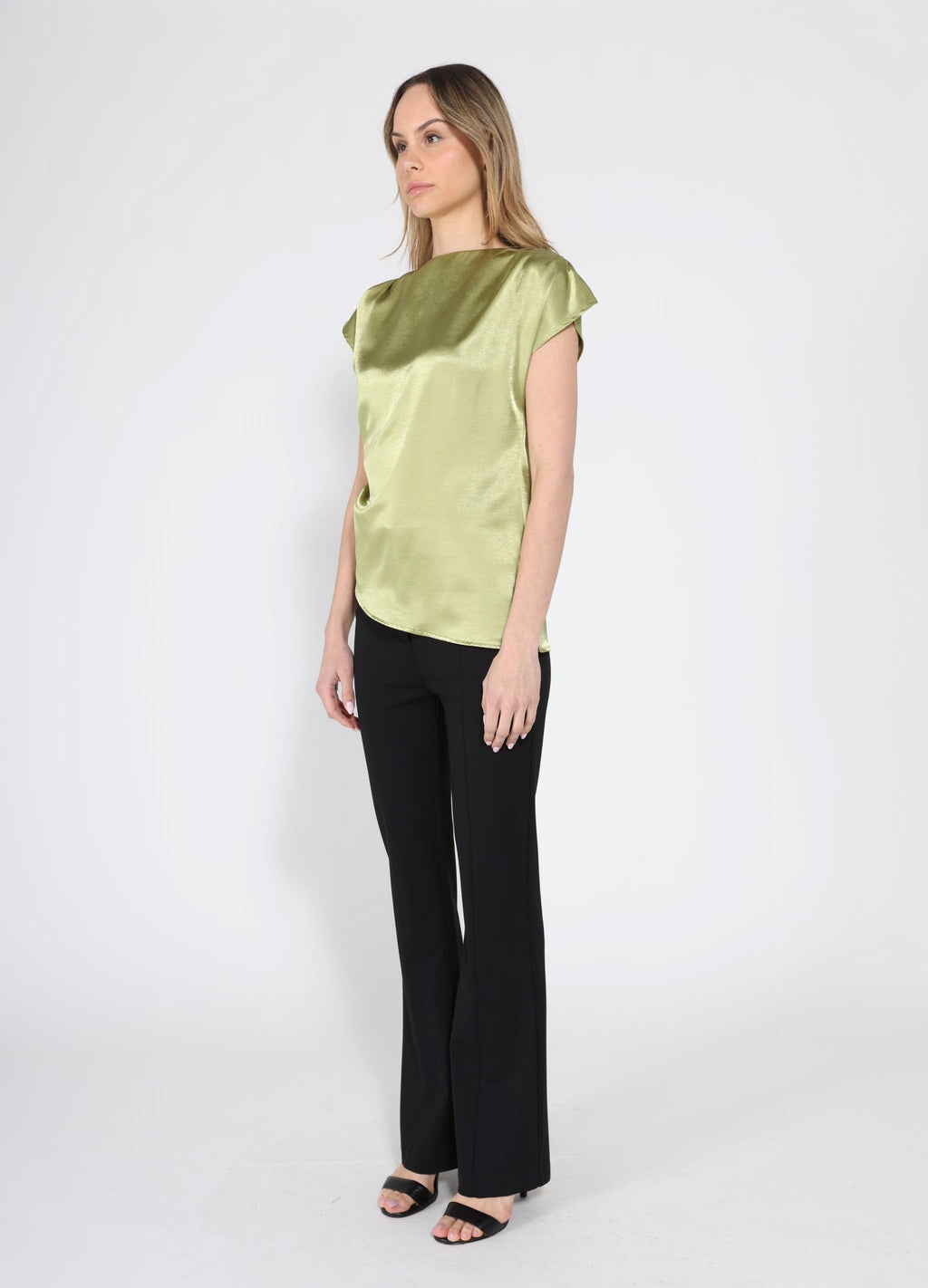 Gracia Fashion Women's Asymmetrical side pleats short sleeve top