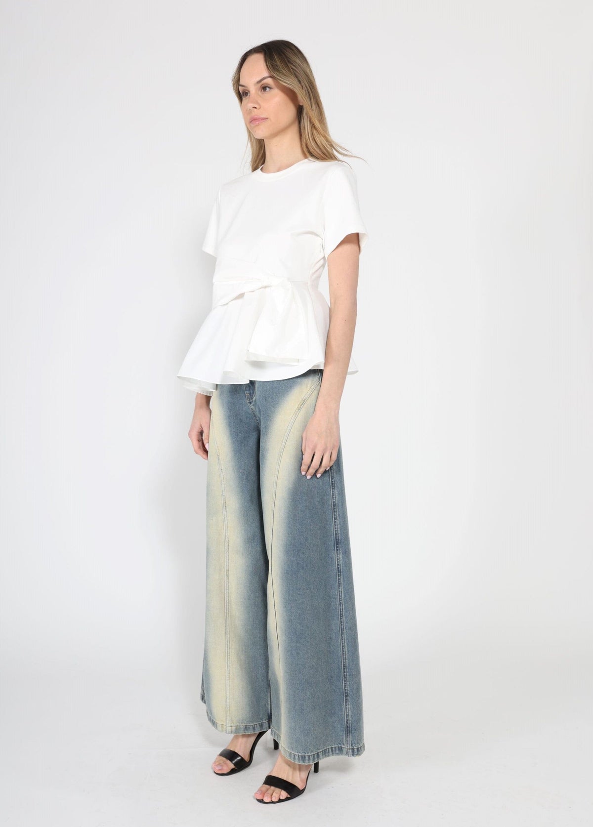 Gracia Fashion Women's Crew Neck Oversized Bow Top